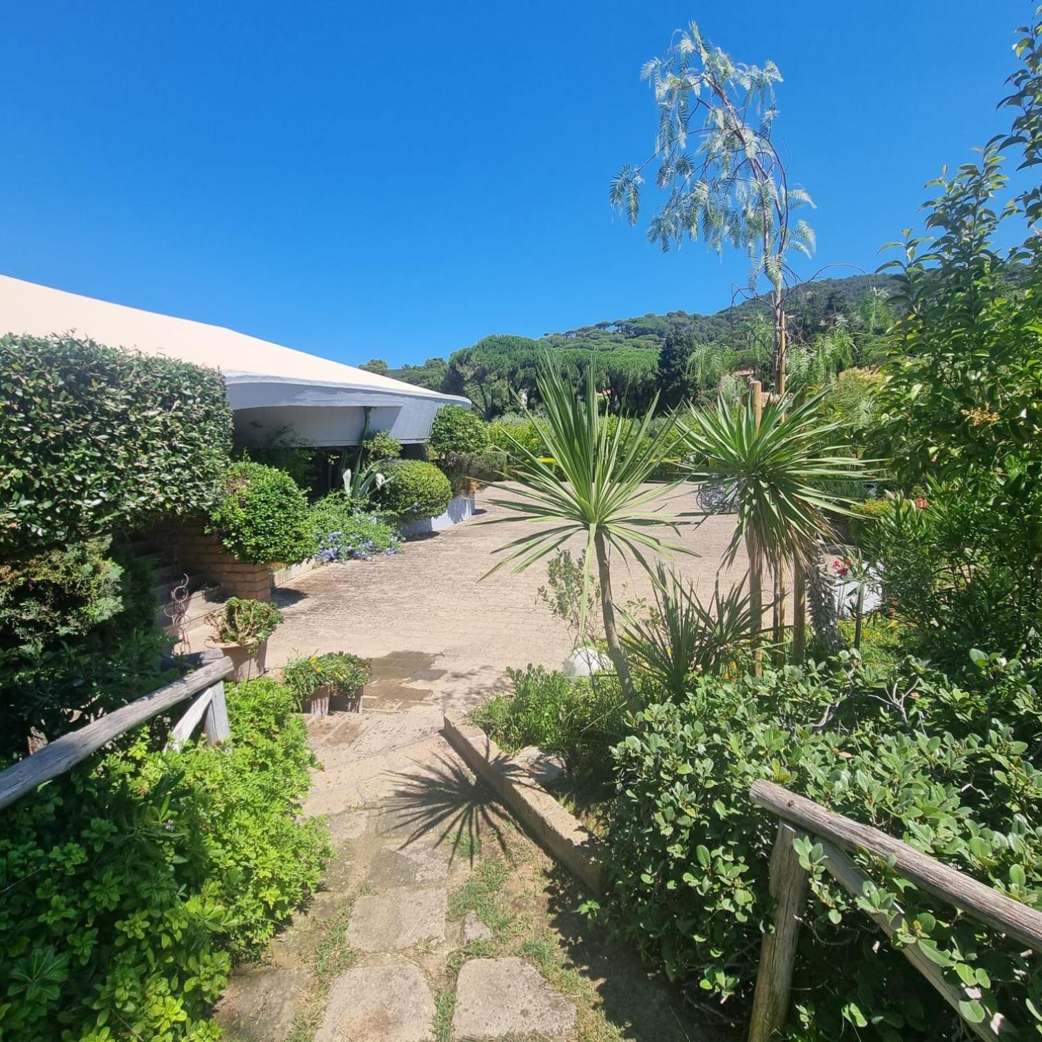 Residence Solemaremma กาส์ตีจลิโอเน เดลลา เปสกายา ภายนอก รูปภาพ